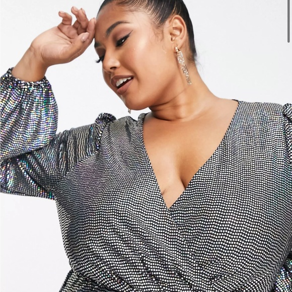 Lovedrobe Luxe Plus mirror disc wrap midi
dress in multi sequin ASOS size 16 - Picture 3 of 11